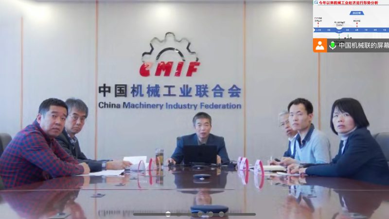为确保亚克力的透光率符合要求，可以采用以下检测方法：