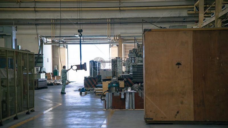 变频器谐波抑制与有源滤波：本质区别与应用解析